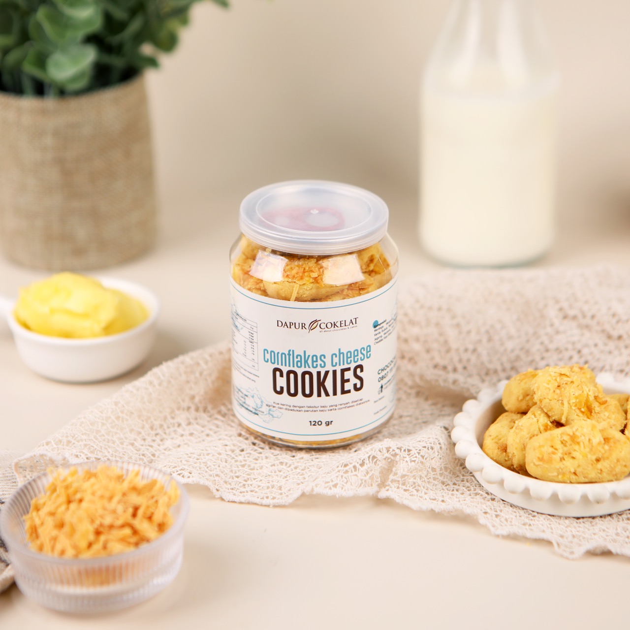 Cornflakes Cheese Cookies In A Can